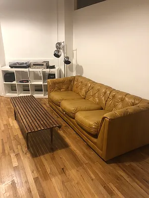 Rented by EXR | media 4