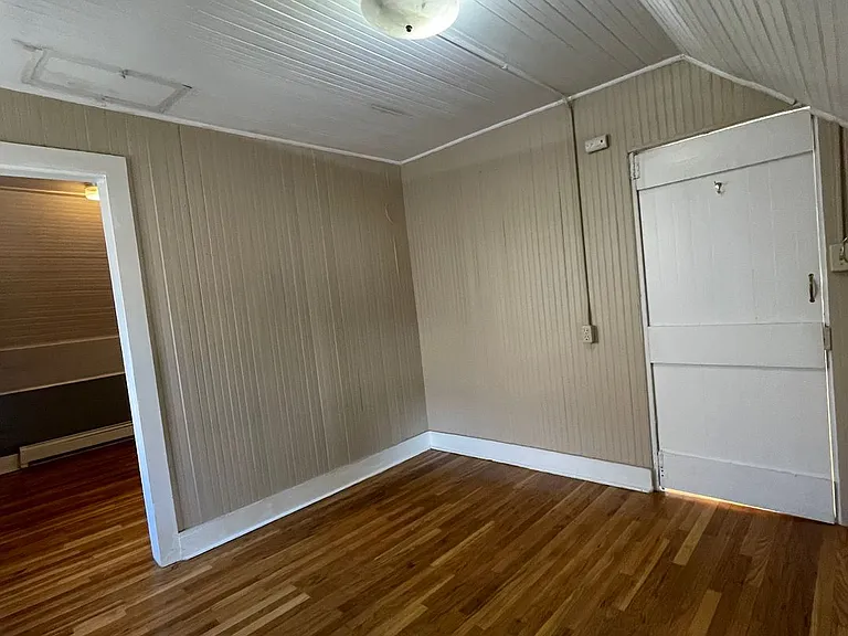 115 N Sherman St #1-5 — Photo 12
