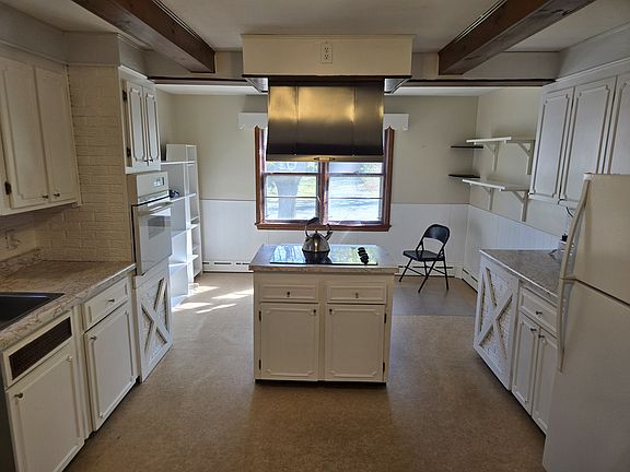 3rd image of 38 Gleason Rd