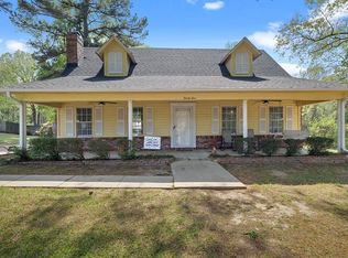 24 Dunham Dr, Texarkana, TX 75503