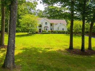 122 Cooper Hill Rd, Southbury, CT 06488