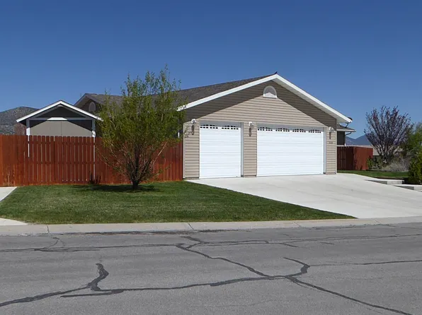 2235 Opal Dr, Ely, NV 89301