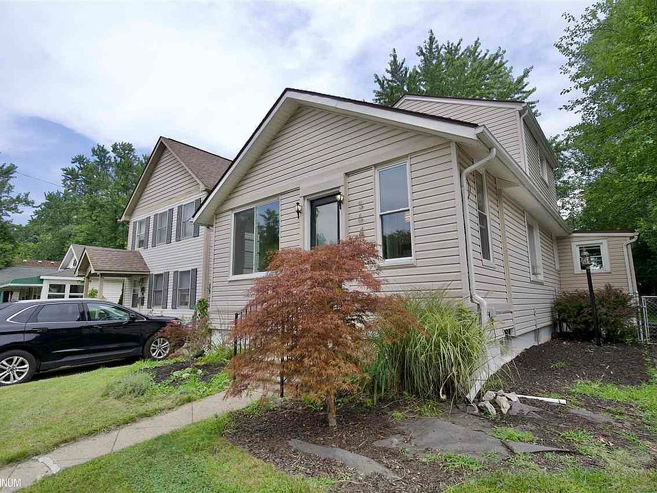 1st image of 564 Stratford Rd