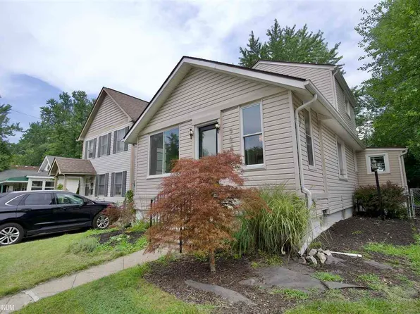 564 Stratford Rd, Ferndale, MI 48220