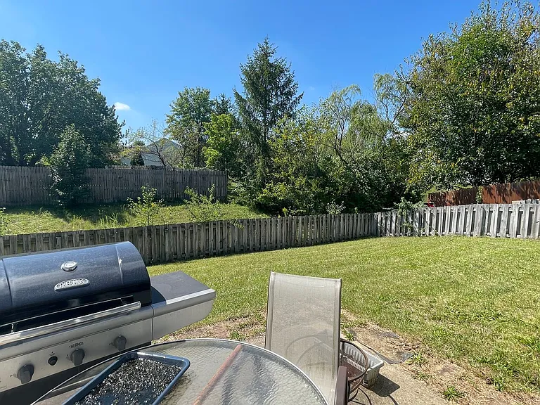 2417 Depauw Dr — Photo 18