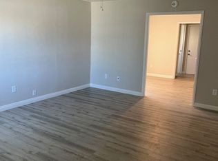 1903 Carrere St #B, Bakersfield, CA 93308
