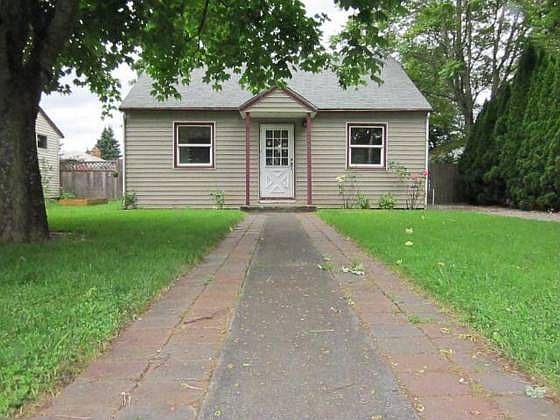 1st image of 2606 E 27th St