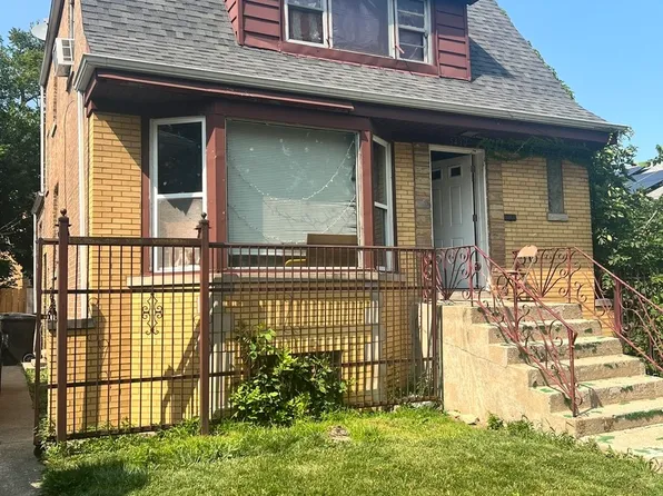 5430 W Gladys Ave, Chicago, IL 60644