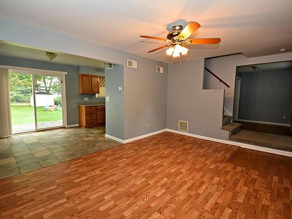 2nd image of 7338 Parma Park Blvd