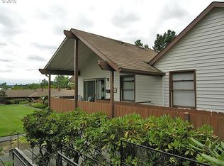 11560 SW Crown Dr UNIT 3, King City, OR 97224