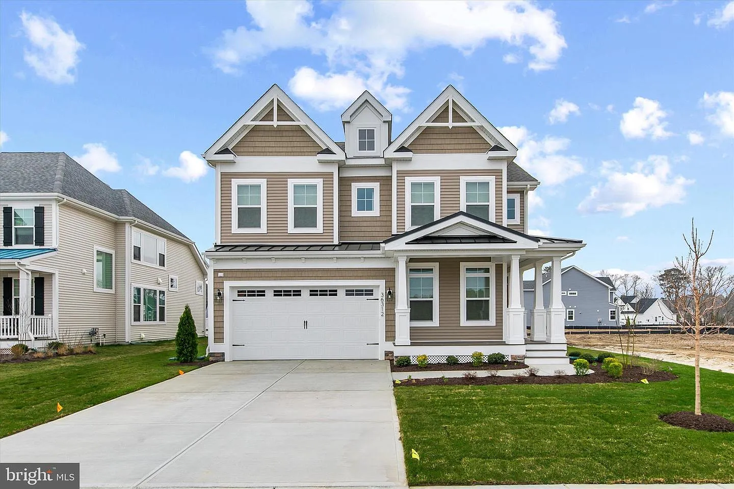 5 bed, 3.5 bath, 3600 sqft, $3,950 — Photo 3