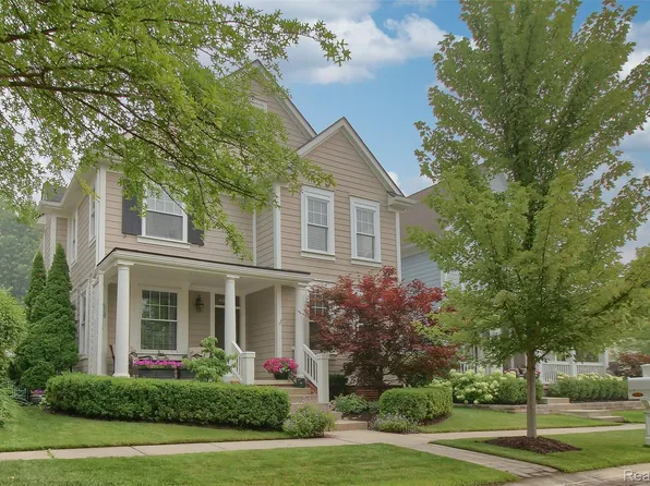 50166 Harding St, Canton, MI 48188