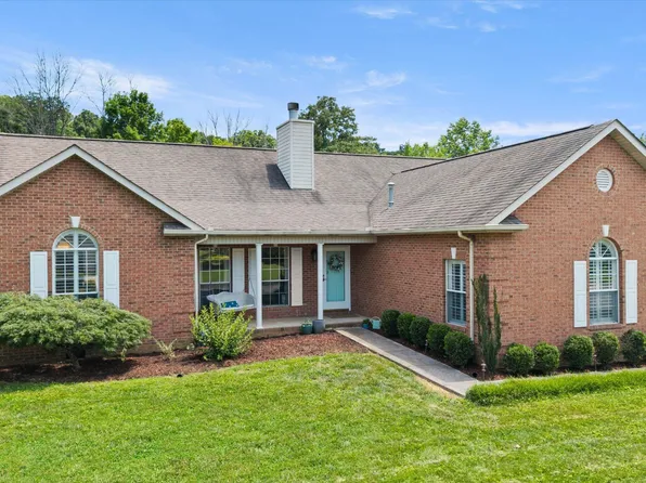 1610 Watering Pl, Knoxville, TN 37931