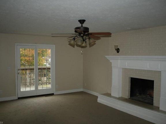 3rd image of 4104 Cypress St