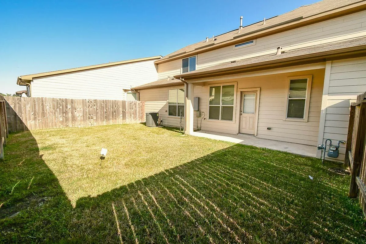 Building Photo - 12422 Dona Ln