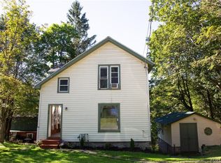 74 Leavenworth St, Cattaraugus, NY 14719