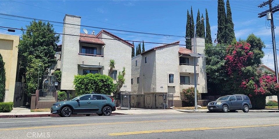 1st image of 13203 Vanowen St APT 4
