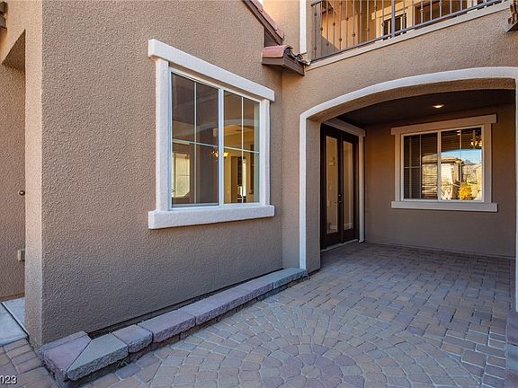 3rd image of 12029 Aragon Springs Ave