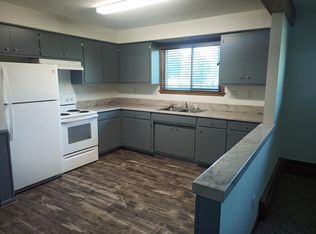 1400 Old Main St S, Cambridge, MN 55008