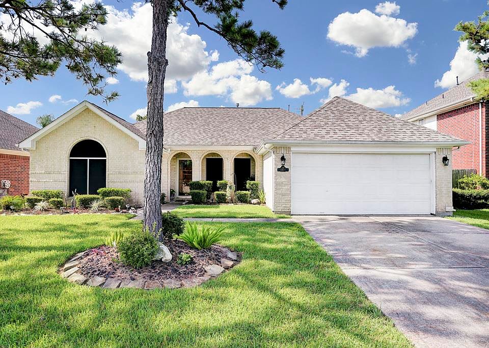 1st image of 4806 Glenpark Dr