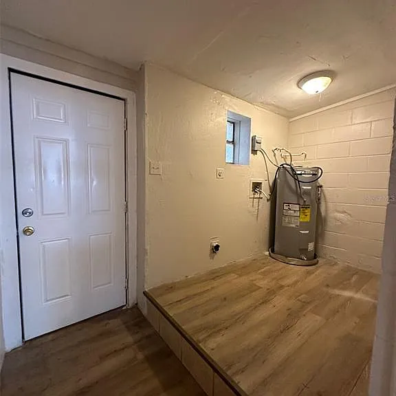 657 NE Waldo Rd — Photo 9