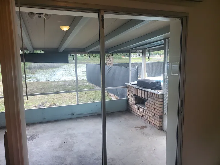 2097 Jessamine Ct — Photo 4