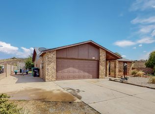 266 Asbury Rd NE, Rio Rancho, NM 87124