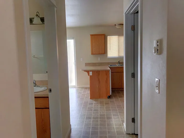 1030 Alturas Dr — Photo 12