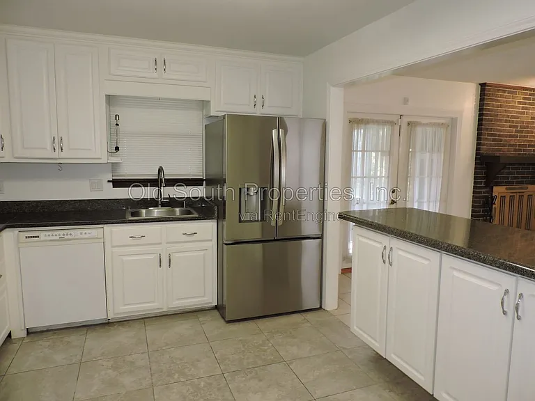 2323 Silversides Loop — Photo 9