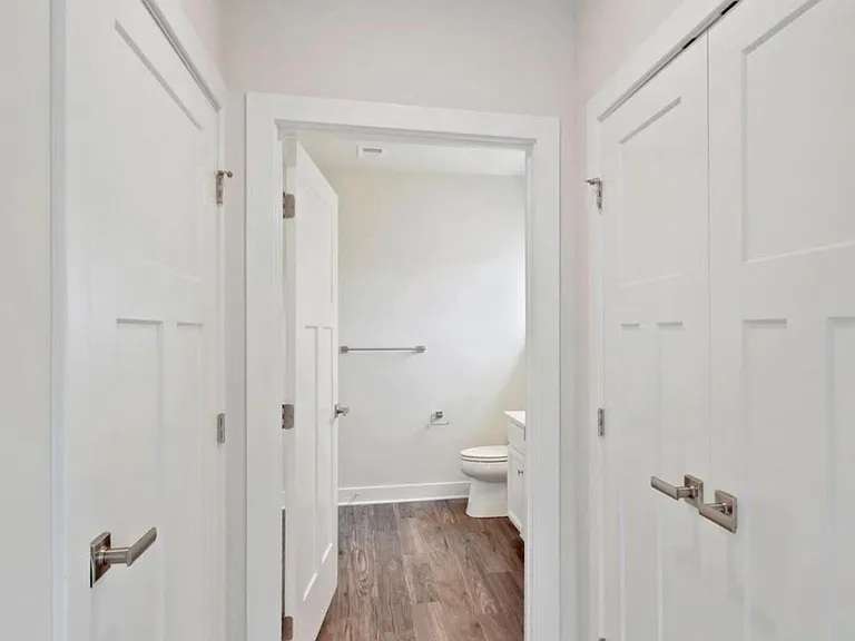 10010 Ruffian Way #R — Photo 26