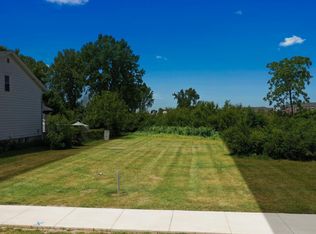 406 W 5th Ave #23, Oshkosh, WI 54902
