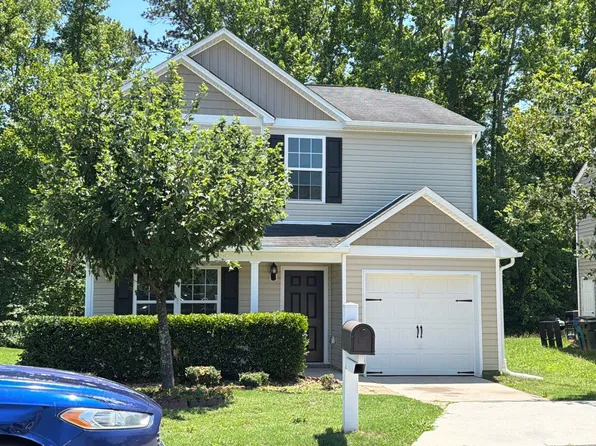 1026 Statler Dr, Durham, NC 27703
