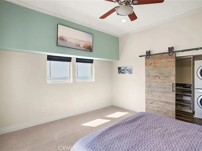 488 E Ocean #P2 — Photo 29