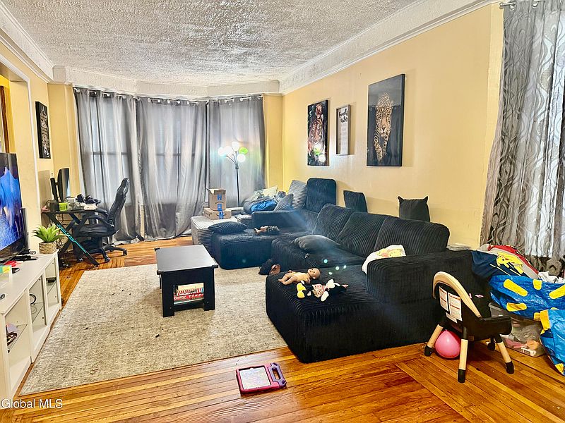 5th image of 235 6th Avenue