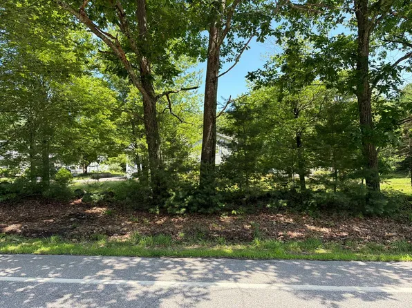 84 Water St, Boscawen, NH 03303