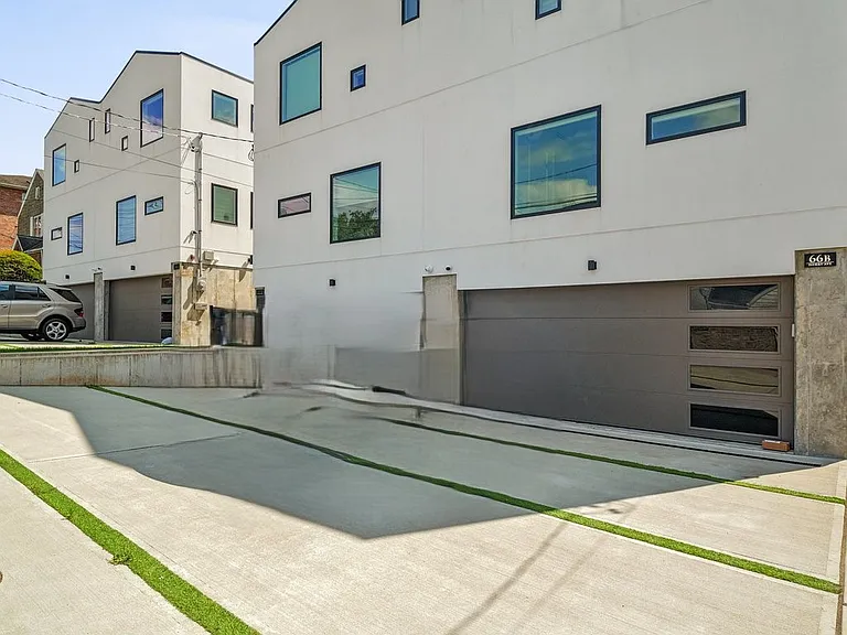 66B Henry Ave — Photo 1