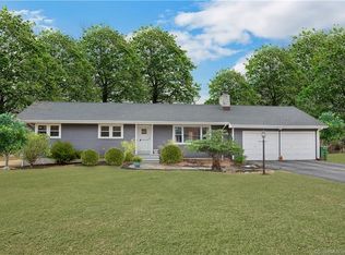 60 Chatfield Dr, Trumbull, CT 06611