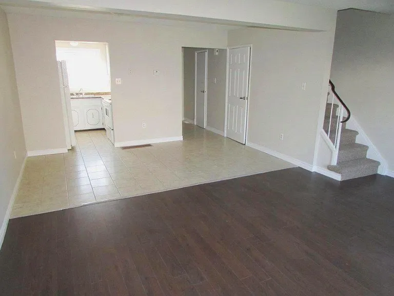 348 Cameron St — Photo 7