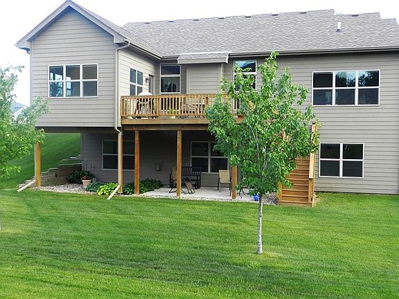 3rd image of 14405 Oakwood Dr