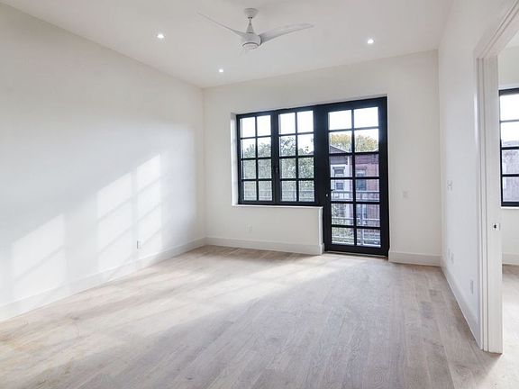 4th image of 730 Franklin Ave APT 4A