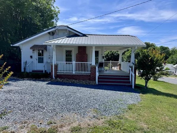 602 Highland St #A, Asheboro, NC 27203