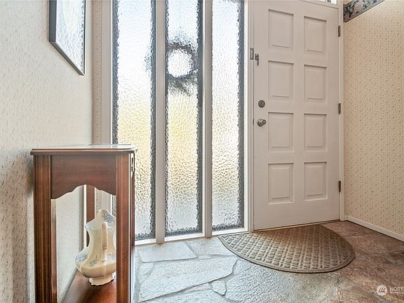 4th image of 7415 NE 120th Street