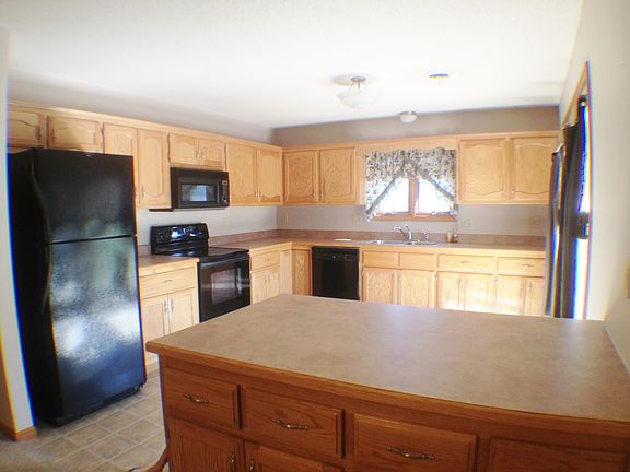 3rd image of 502 N Park St