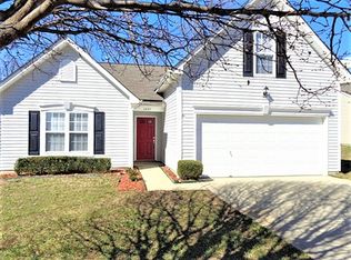 6821 Chieftain Dr, Charlotte, NC 28216