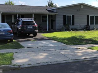 115 Bald Cypress Ln, Levittown, PA 19054