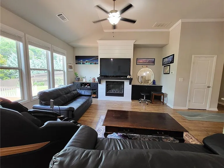 5414 Town Square Way — Photo 9