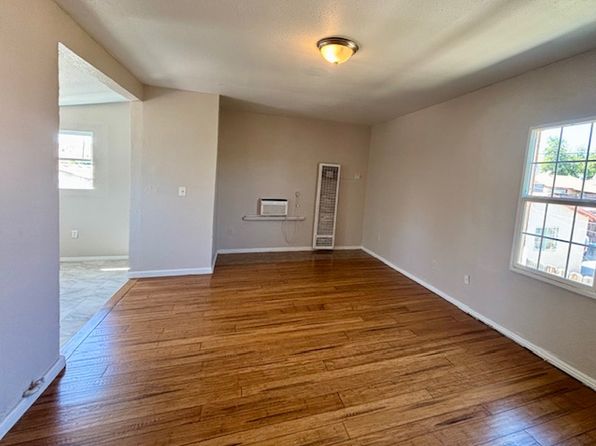 209 Philippine St #B, Taft, CA 93268