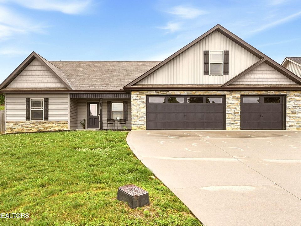 1st image of 6338 Altacrest Ln