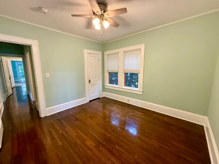 457 Highland Ave — Photo 10