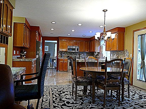 4th image of 22502 NE 169th St